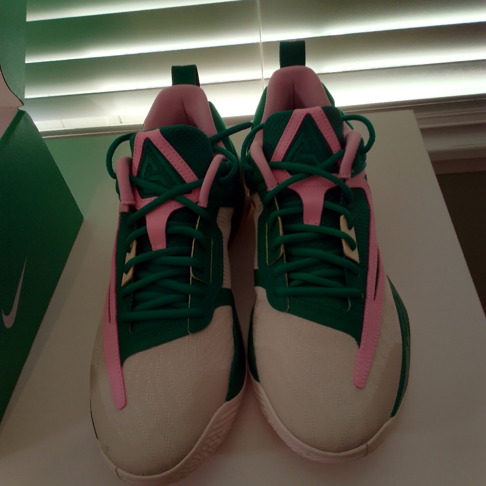 Nwot Gianni Sneakers, Never Worn. - image 1